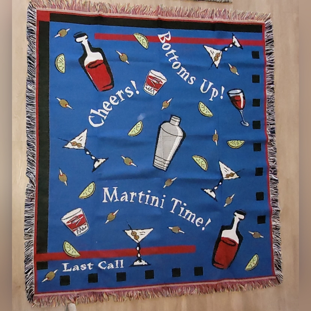 Blue Martini Time Tapestry Blanket NWOT